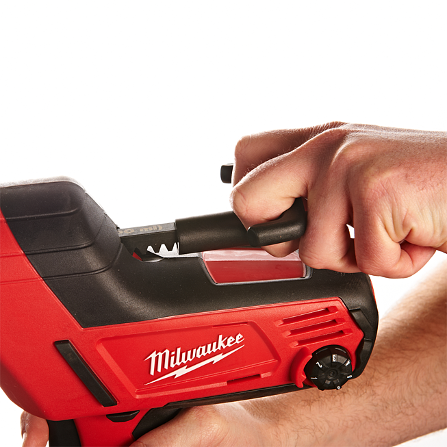 Presse &agrave; cartouche sans fil Milwaukee s&eacute;rie M18 Red Li-Ion | C18 PCG/600A-201B